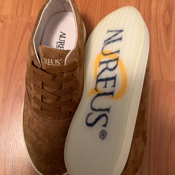 Stylish Slip-on Aureus - Picture 3 of 3